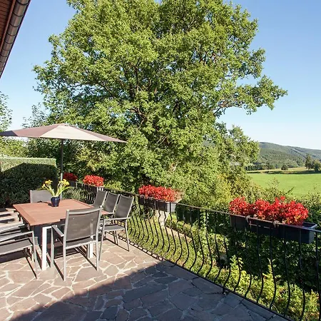 Le Clos Du Bas Ban Nyaraló